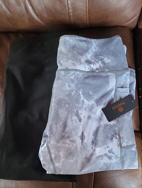 Paran Womens Gray Tie-Dye and Black Active Leggings Duo